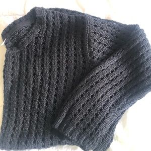 Black 100% Acrylic Sweater size M